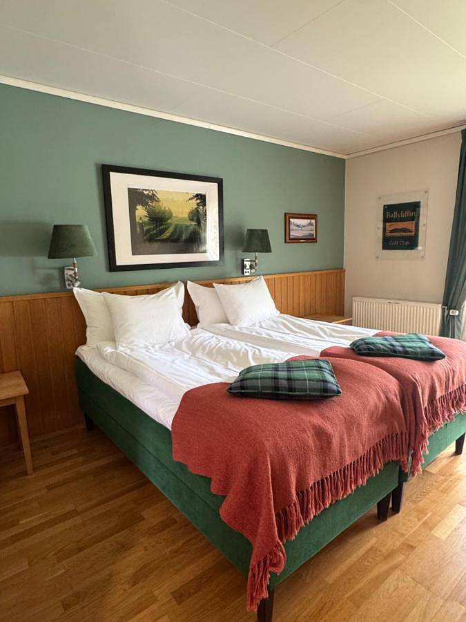 Hotell för 2 Personer, med trädgård samt terass och utsikt och bastu, med husdjur i Trosa