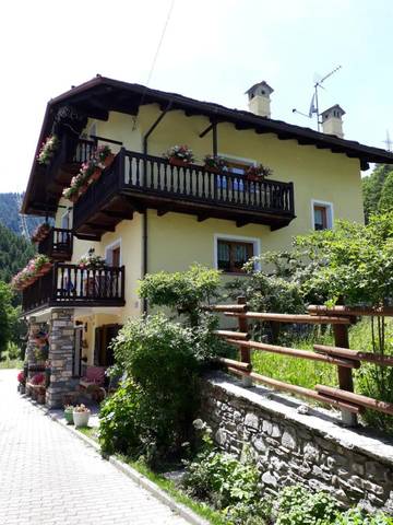 Gîte pour 5 personnes, avec vue et jardin à Comune di Saint-Rhémy-en-Bosses