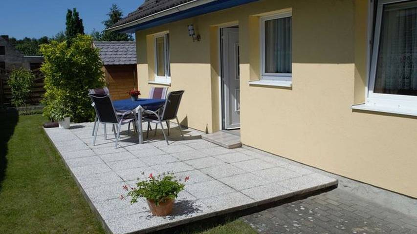 Ferienhaus für 4 Personen, mit Garten und Pool auf Usedom