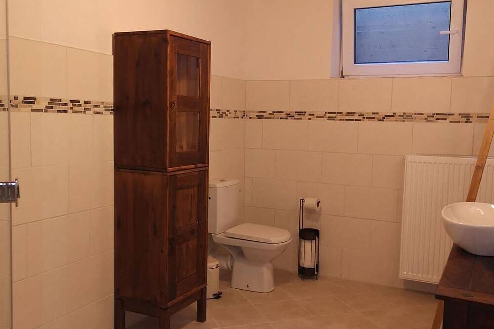 Ganze Wohnung, Ferienwohnung Vis-a-Vis in Dernbach, Südliche Weinstraße