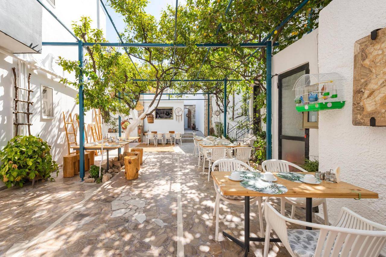Lefka Hotel & Apartments in Ville de Rhodes, Rhodes