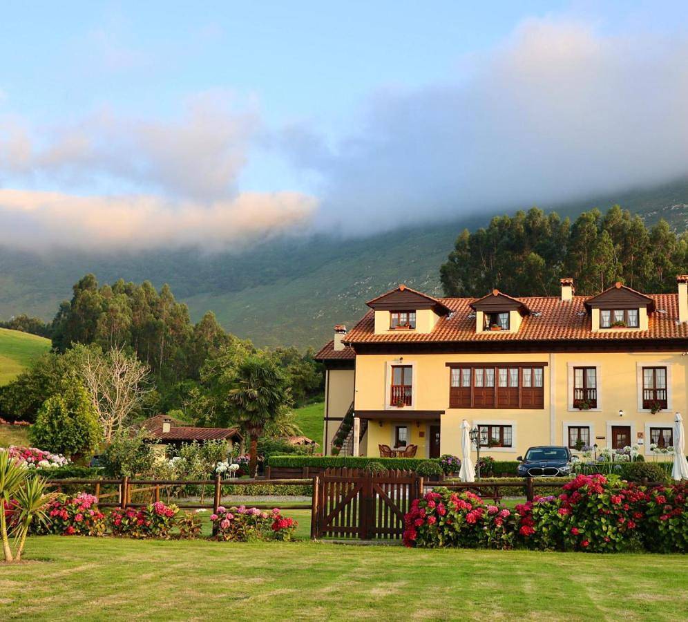 Casa de Aldea El Frade in Camangu, Ribadesella