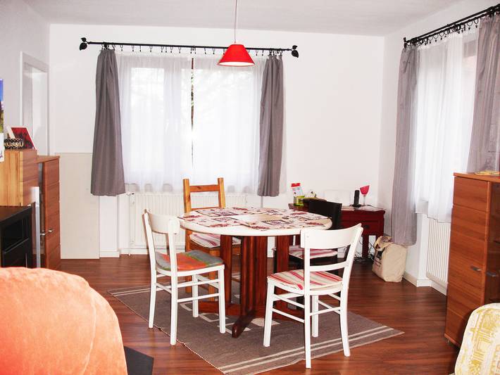 Ferienhaus für 4 Personen, mit Terrasse und Garten