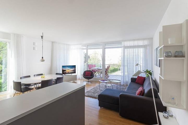 Ferienwohnung für 4 Personen, mit Balkon und Whirlpool sowie Ausblick im Ostseebad Binz