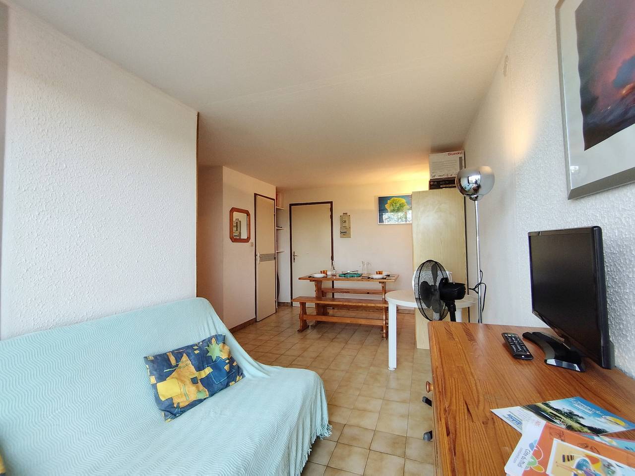 Appartement entier, T2 avec piscine, tennis & parking - Proche plage - 3/4 pers in Saint Pierre la Mer, Fleury