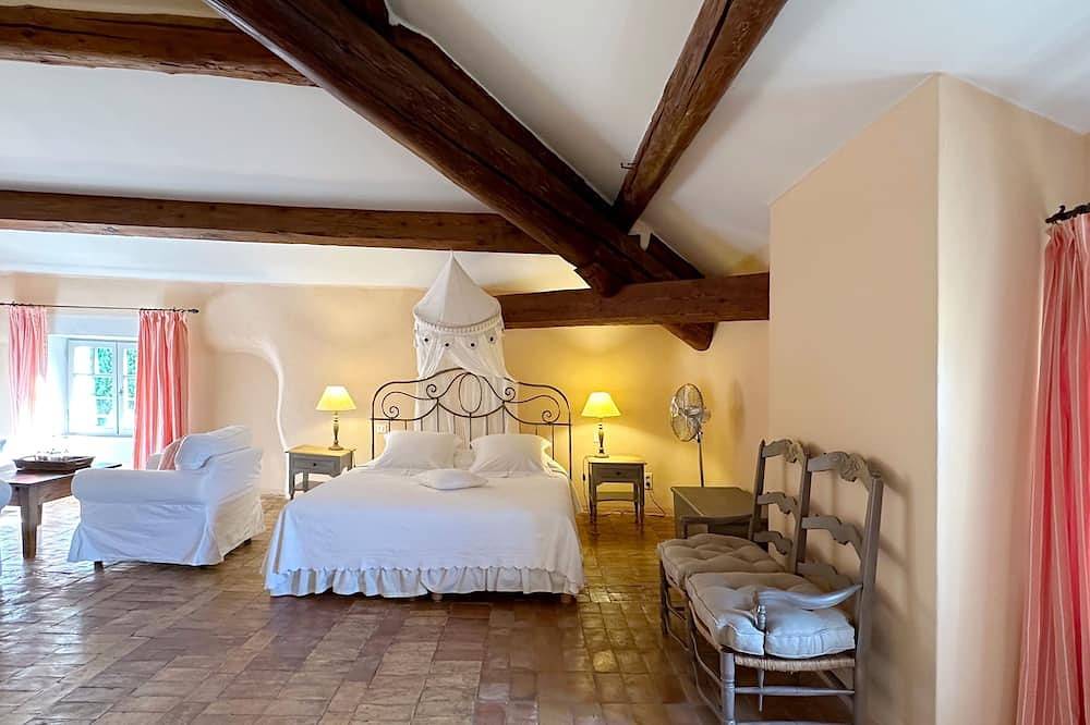 Apartamento entero, La Ponche Apricot Room in Vacqueyras, Vaucluse