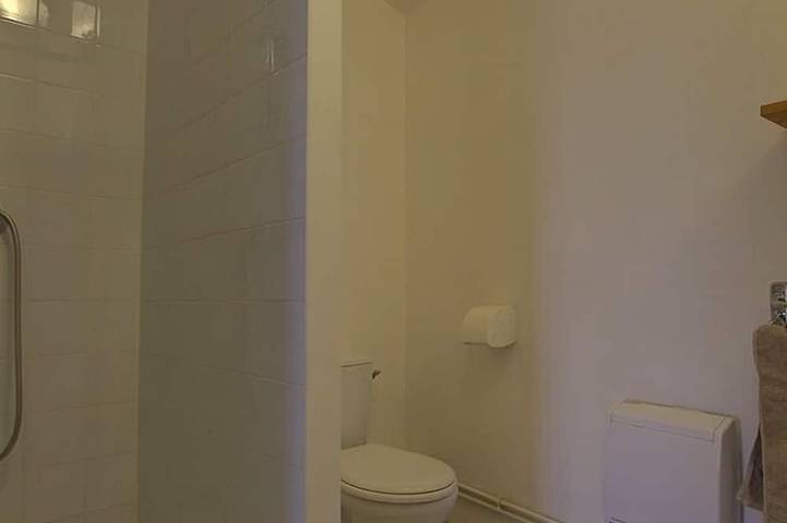 Gîte pour 4 personnes, avec jardin à Chazey-sur-Ain - 4