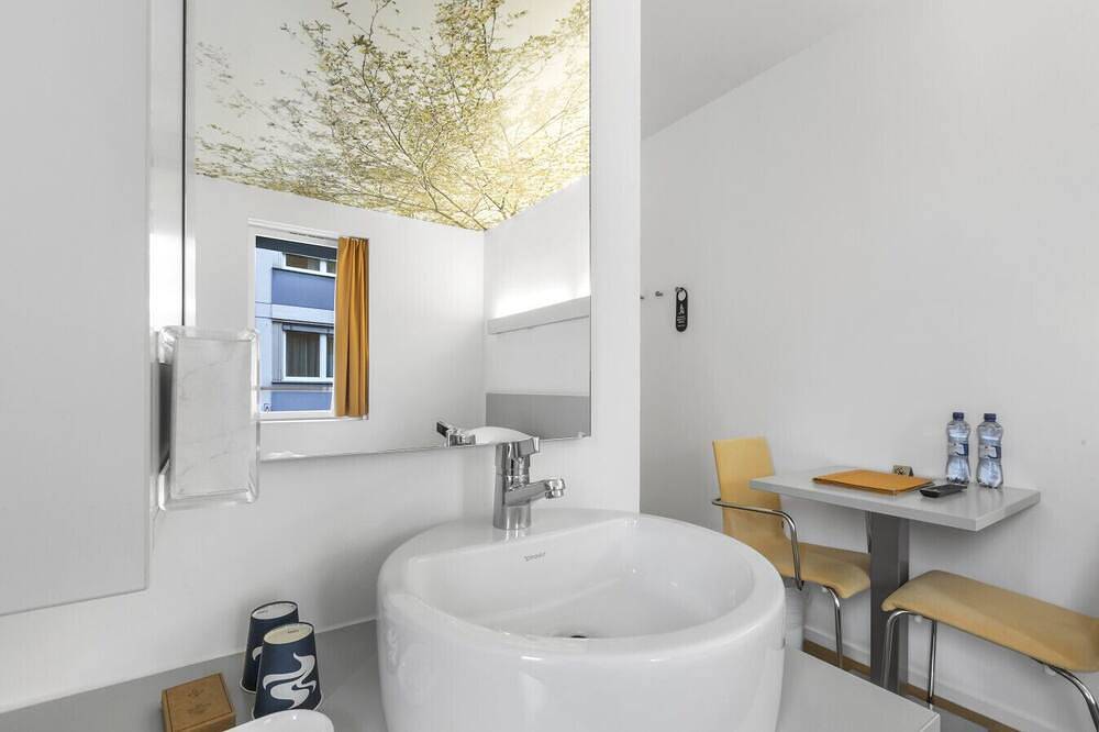 Cosy twin room in the heart of Sierre in Sierre, Región de Sion - Sierre
