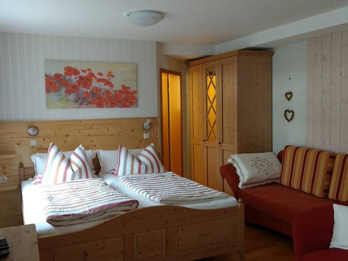 Ferienwohnung für 3 Personen, mit Terrasse und Garten