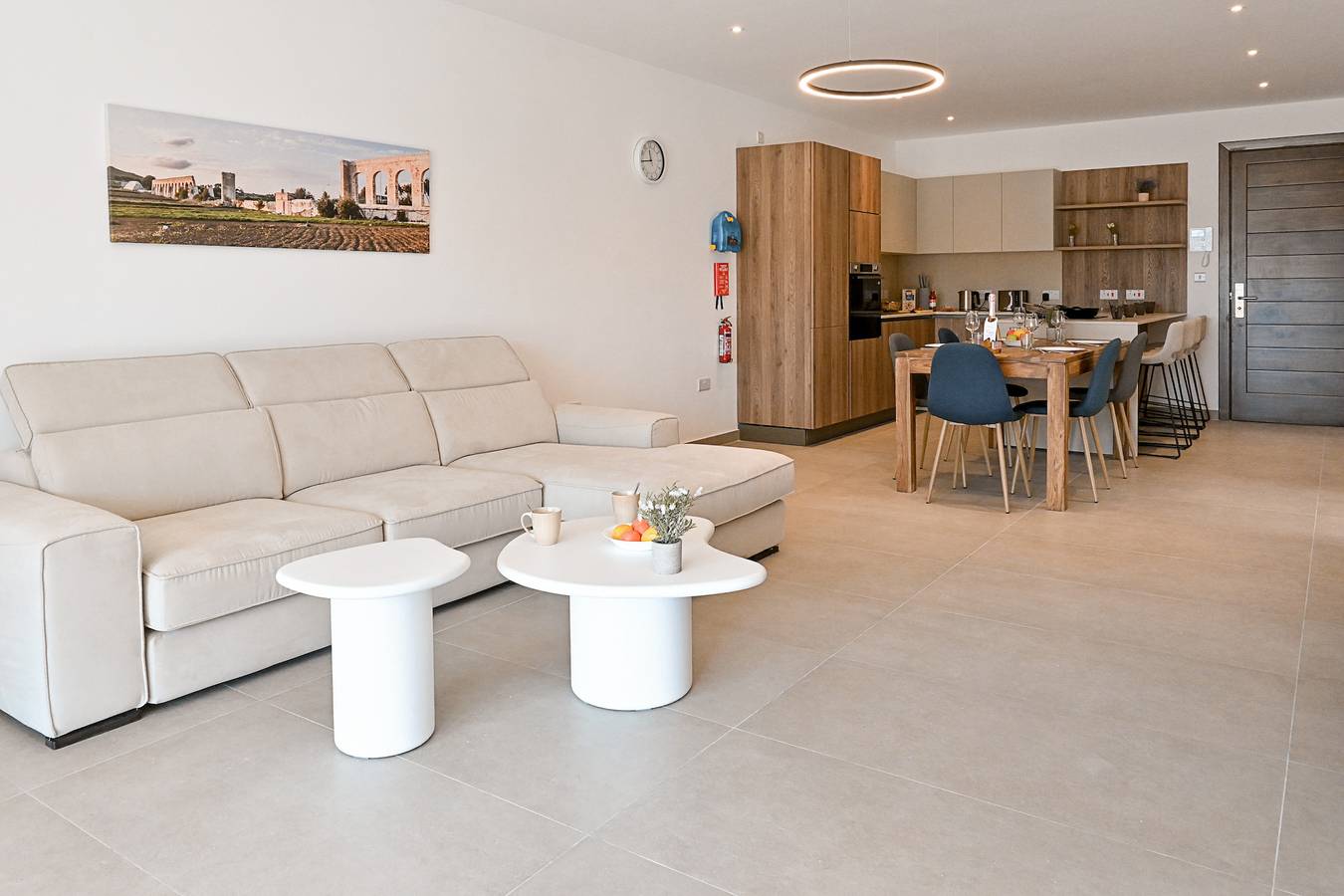 Appartement entier, Modern Seaside Apart in Marsalforn - 5B in Marsalforn, Zebbug
