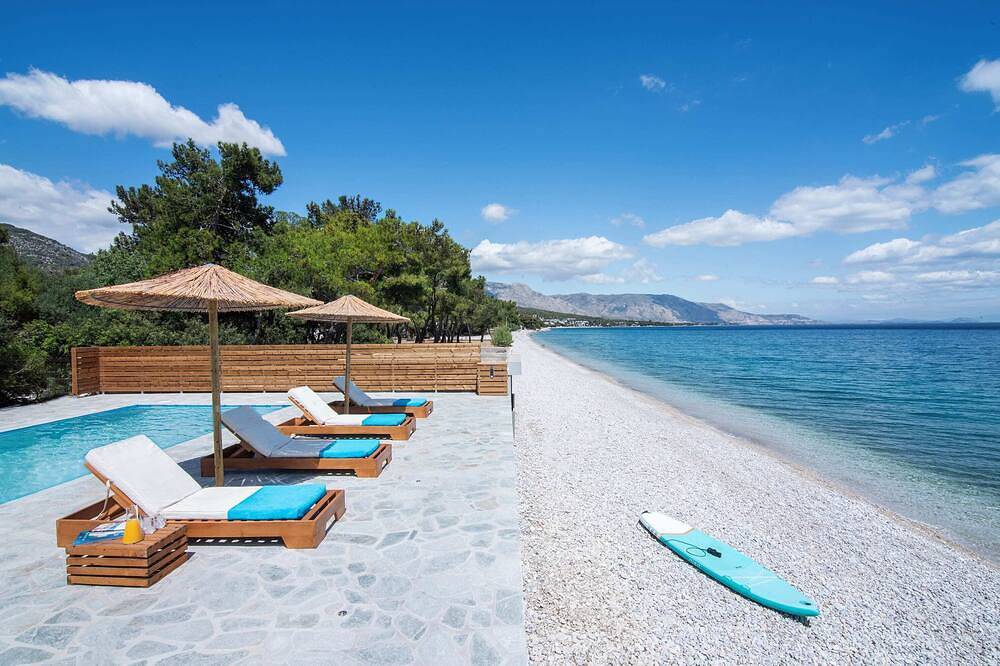 The Saronic Villa - Jungle on the sea in Agii Theodori, Korinthia