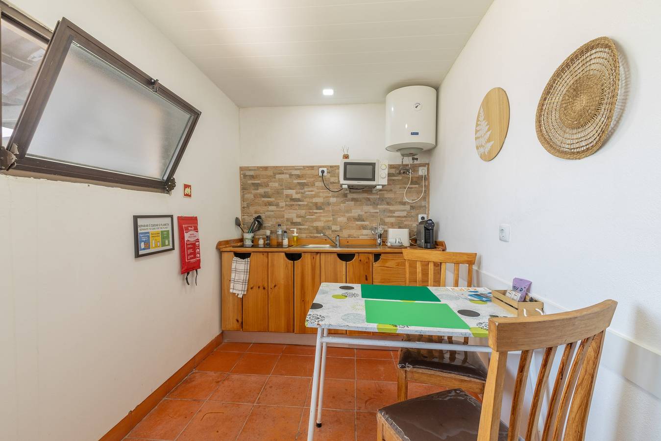 Monolocale intero, Vila Natura - Rifugio Segreto S1 con Terrazza e Giardino Condivisi, Wi-Fi in Santo António da Charneca, Halbinsel von Setúbal