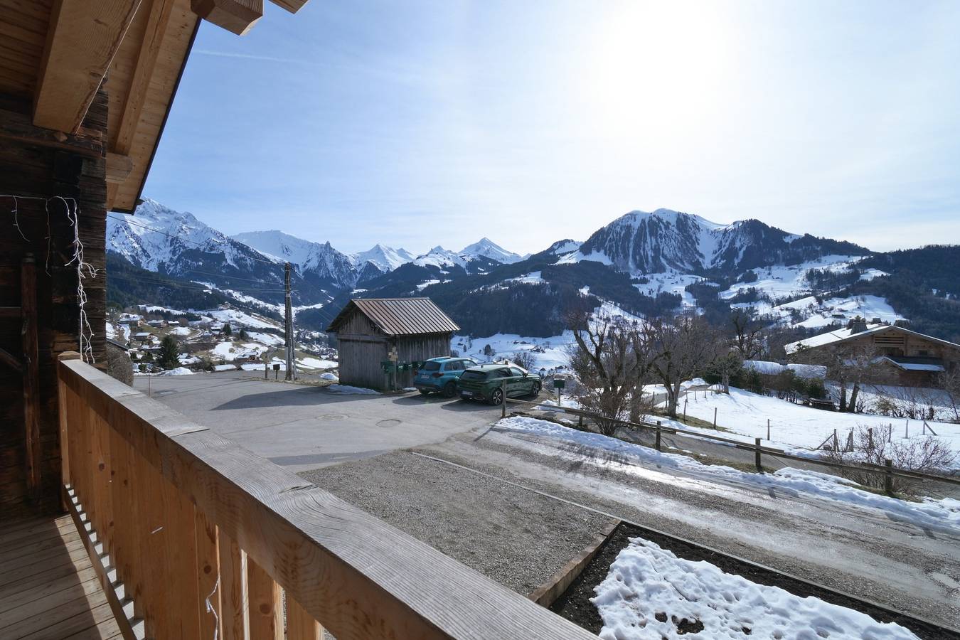 Apartamento entero, Apartamento en el Chalet L'Albert con vistas a la montaña, balcón y terraza privada in Manigod, Región de Annecy