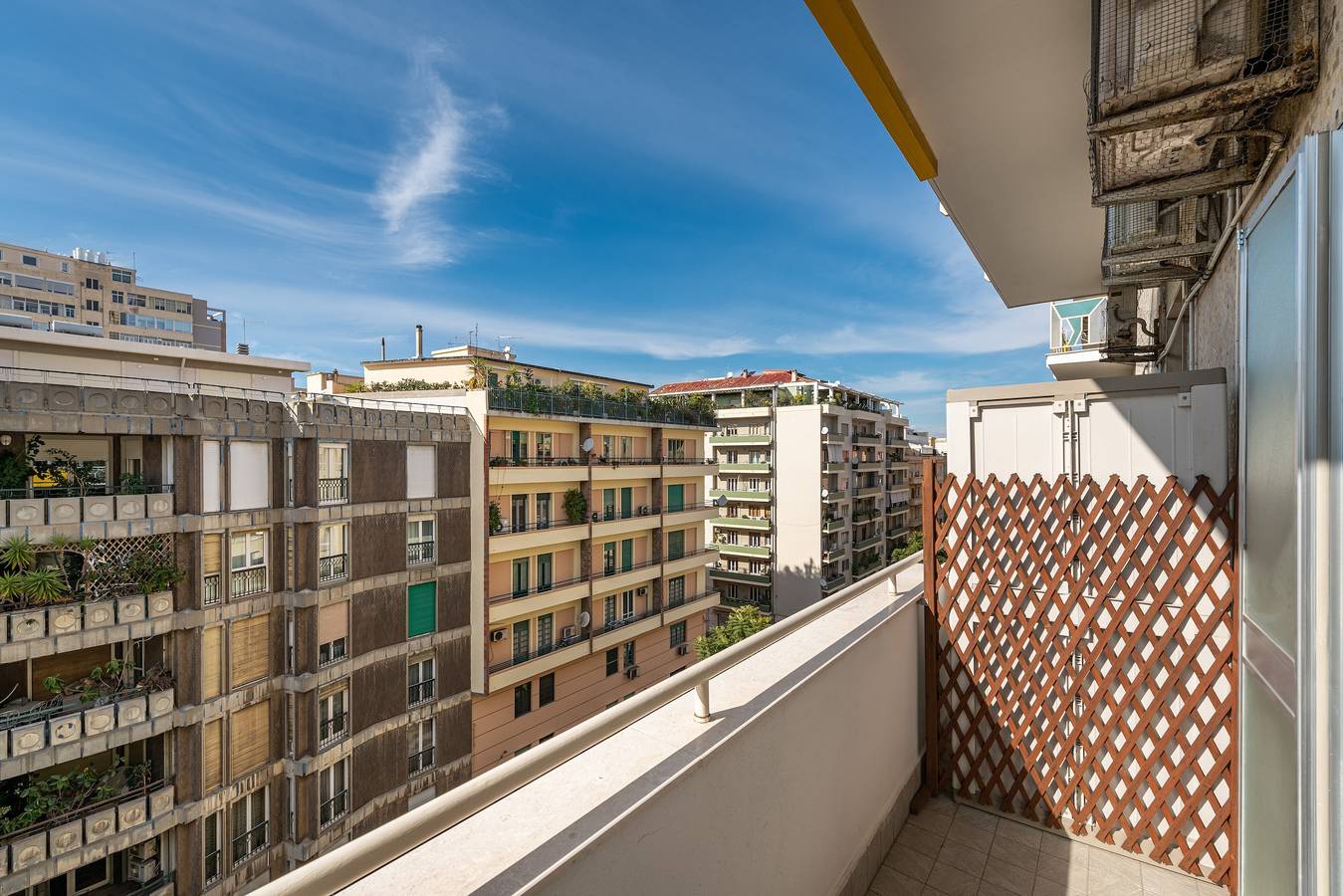 Appartamento intero, Family Comfort Appartamento Luna con Balcone, Wi-Fi e Aria Condizionata in Sant'Alenixedda, Cagliari