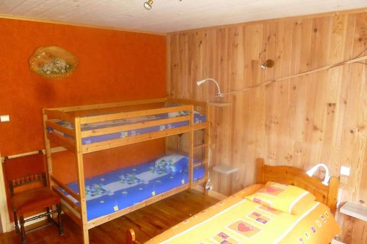 Location de vacances pour 11 personnes, avec jardin ainsi que balcon et sauna à Saint-Michel-de-Maurienne - 3