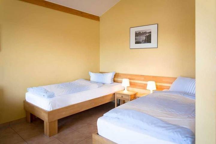 Ganze Wohnung, Eldenburg 1 - Urlaub am See - Ferienwohnungen auf dem Fischerhof Eldenburg in Waren (Müritz), Müritz