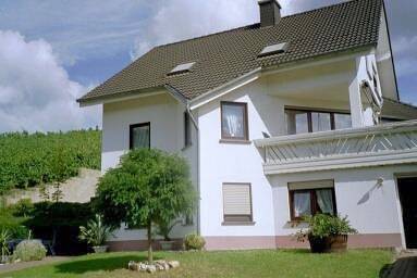 Ganze Ferienwohnung, 4-Bettwohnung in Enkirch, Bernkastel-Kues & Umgebung