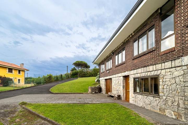 Casa de vacaciones para 9 personas, con jardín y vistas - 1