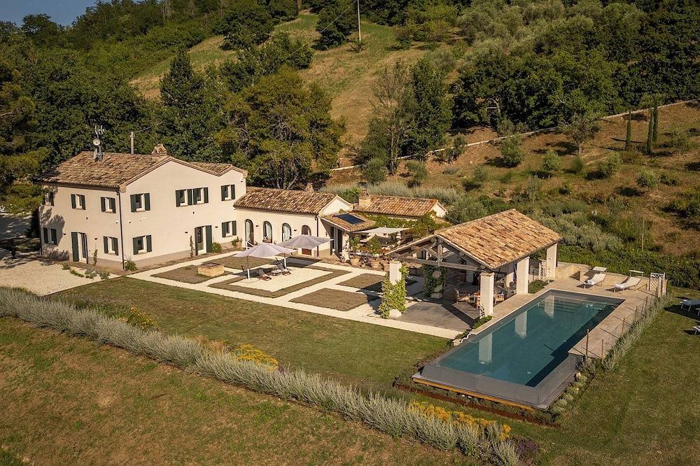 Villa Dianella 8+2, Emma Villas in Monterubbiano, Provincia di Fermo