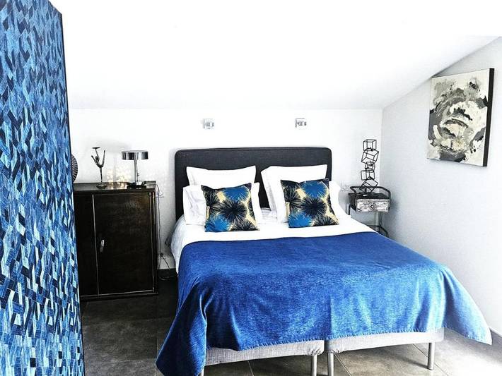 Location de vacances pour 2 personnes, avec piscine ainsi que jardin et jacuzzi à Sommières - 4