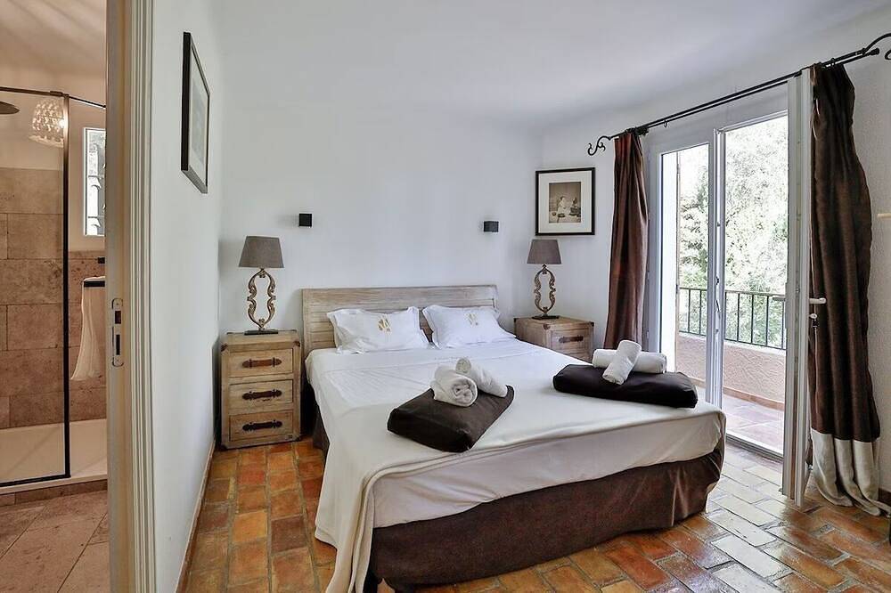 Provençal Residence - Swimming Pool & Pool House in Puget-Ville, Region de Toulon