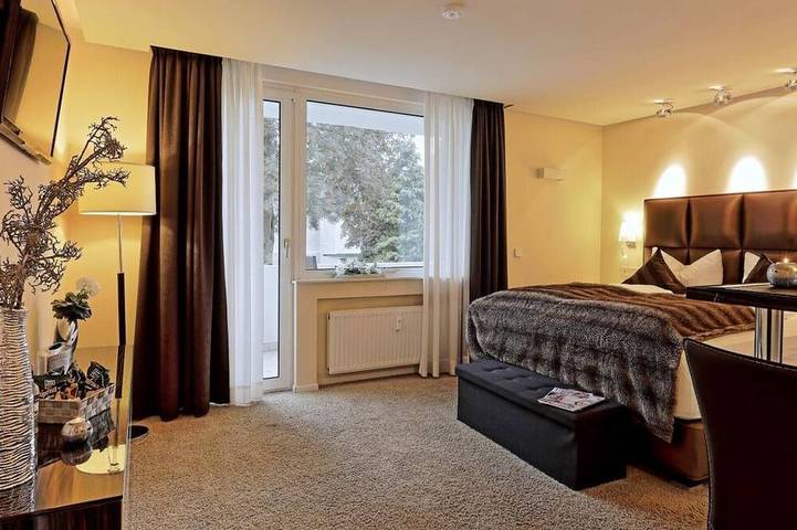 Ferienwohnung für 2 Personen, mit Balkon in Krefeld - 3