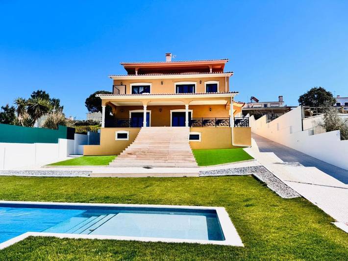 Gîte pour 7 personnes, avec vue ainsi que piscine et jardin dans Serra De El Rei - 2