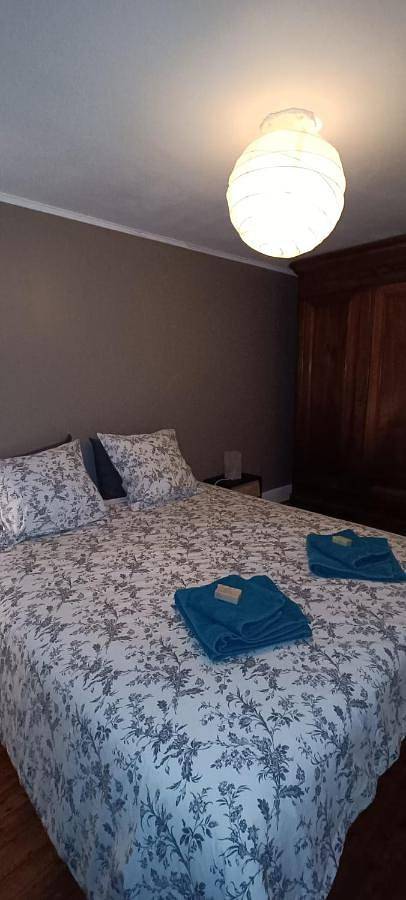 Location de vacances pour 9 personnes, avec vue et jardin ainsi que sauna et terrasse, animaux acceptés dans Lay - 2