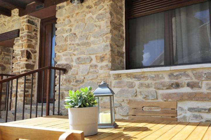 Casa rural para 4 personas, con terraza y jacuzzi en Sierra Norte - 4