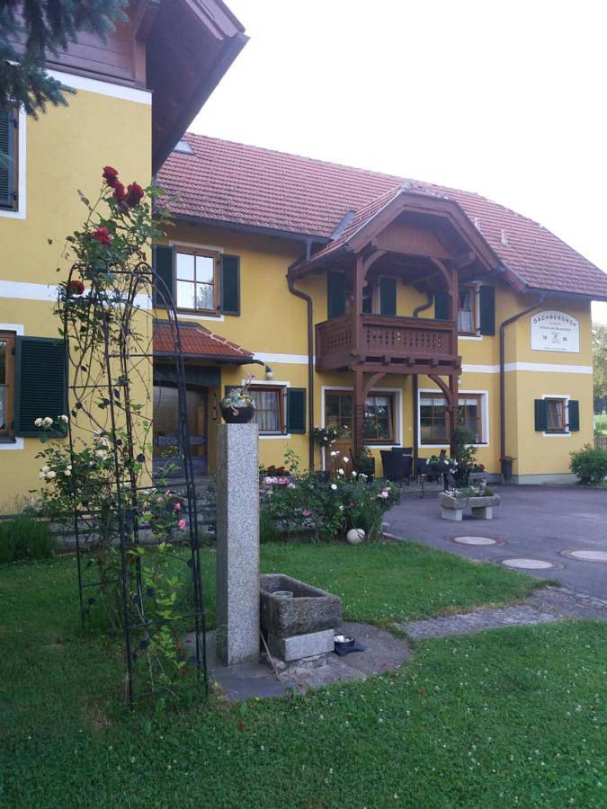 Ferienwohnung für 5 Personen, mit Balkon und Terrasse sowie Garten und Ausblick in Sankt Andrä