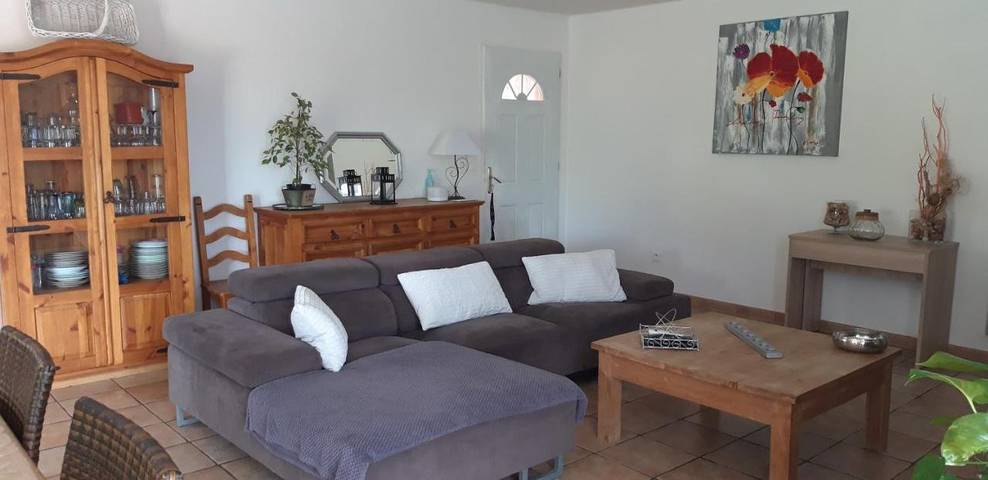 Location de vacances pour 6 personnes, avec piscine et terrasse à Maraussan - 3