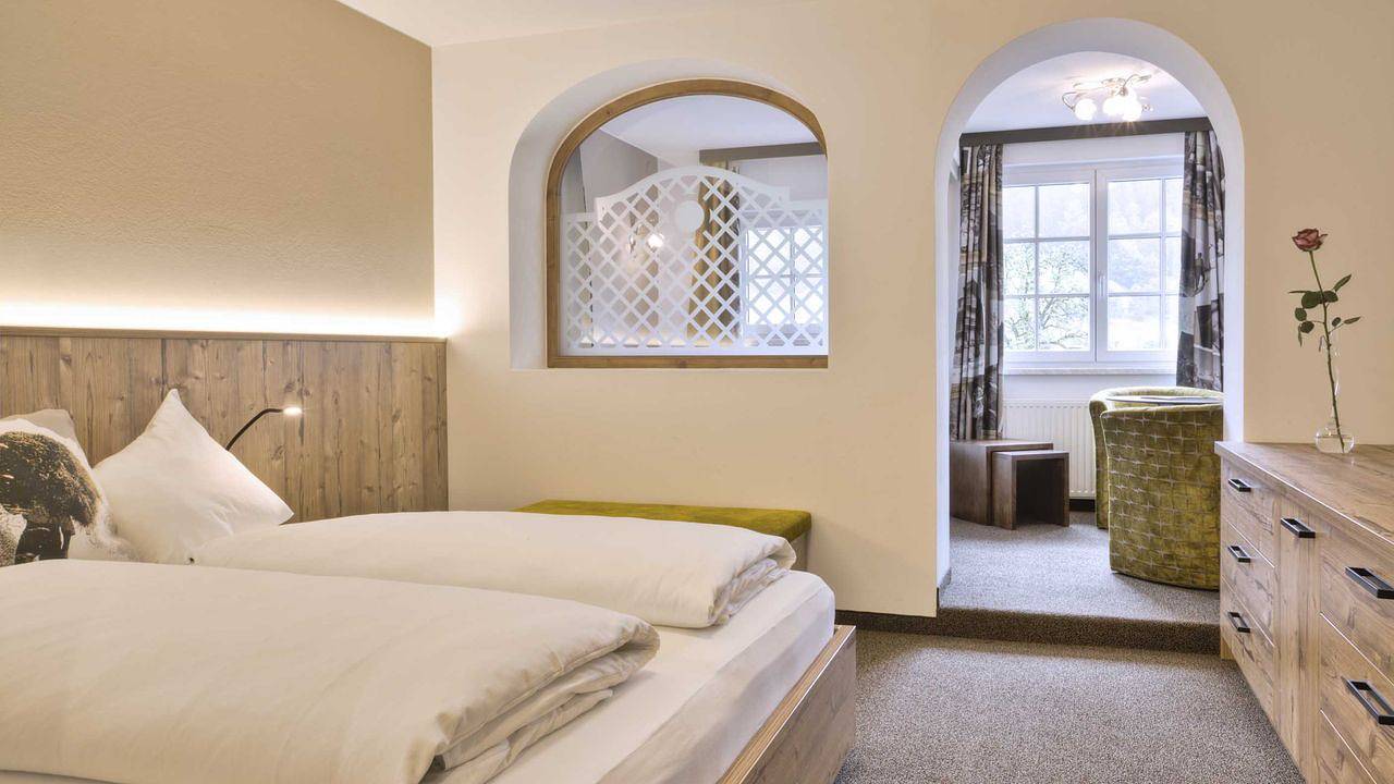 Mehrbettzimmer für 4 Personen (34 m²) in Gosau in Dachsteingebirge, Gosau