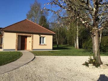 Gîte pour 3 personnes, avec vue et jardin à Dienville