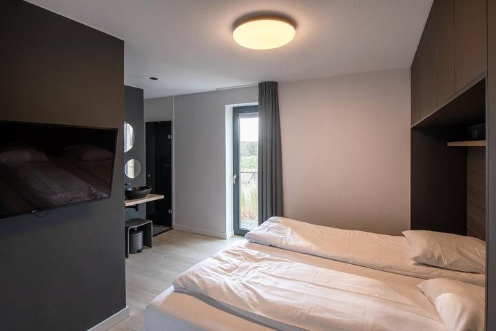 Vakantie Zeeland — Vz2670 Villa Deluxe Tholen | 4 personen in Tholen, Nederlandse Noordzeekust