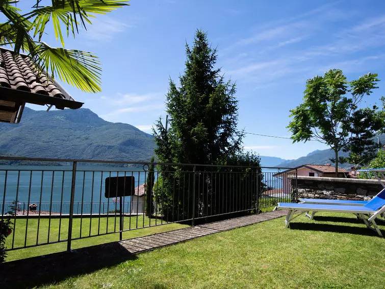 Entire apartment, 2 Rooms 4 People in Domaso, Lake Como