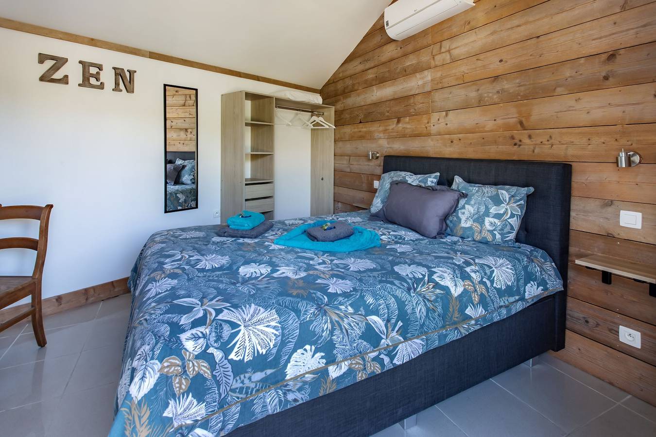 Bed & Breakfast 'La Charente-Chambre Naturiste' mit Gemeinschaftspool, Wlan & Klimaanlage in Blanzaguet-Saint-Cybard, Charente