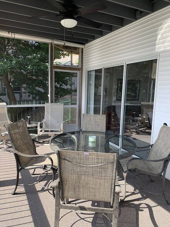 Ganze Wohnung, 3 Br; 2 Ba; Hafen Towne Eigentumswohnung; Scenic Main Channel View - Viel Spaß! in Lake Ozark, Lake of the Ozarks