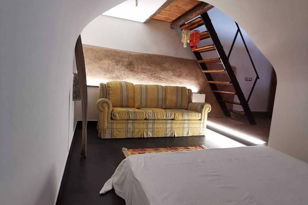 \"Il Palmento\" huis, gerenoveerd op het platteland, tussen Etna Taormina en de zee in Santa Venerina, Etna