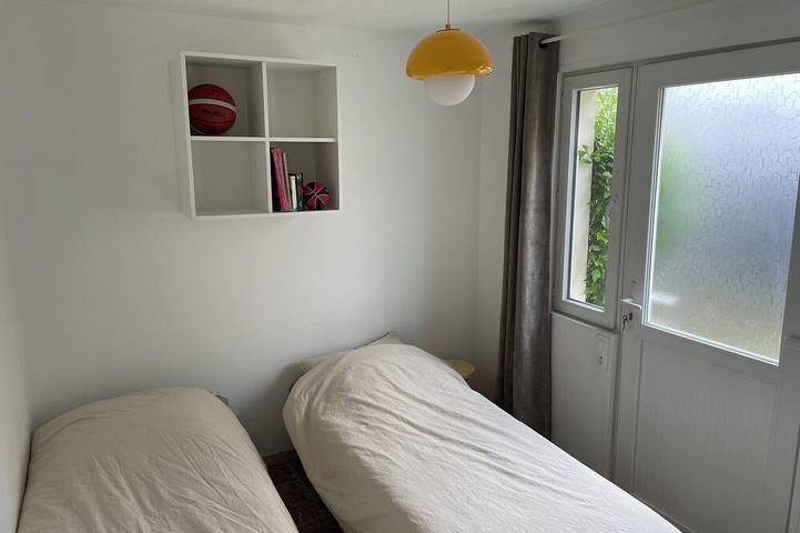 Charming house facing the Atlantic, garden and pergola 2 min from beaches in Fouras, Rochefort und Umgebung