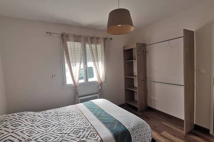 New house between lake and ocean in Naujac-sur-Mer, Parque natural regional del Médoc