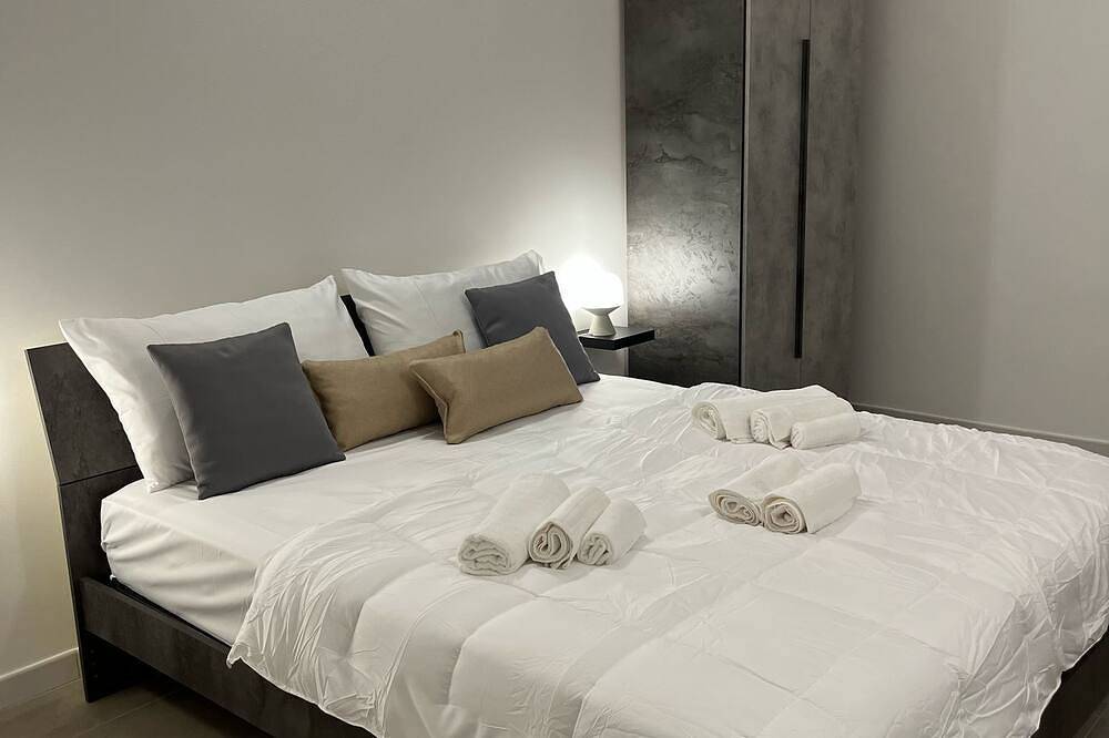 5 minutes from falcone and Borsellino airport and the beach in Cinisi, Palermo (província)