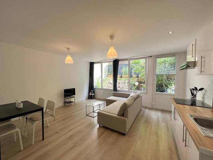 Gîte pour 4 personnes, avec Terrasse dans Eglise Saint Michel de Vaucelles (Caen) - 4
