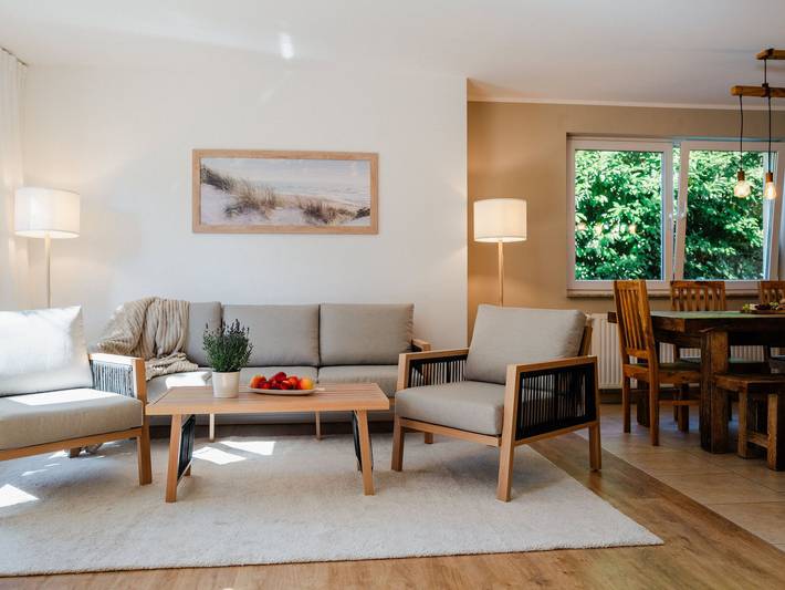 Ferienwohnung für 6 Personen, mit Terrasse und Garten in Reutershagen