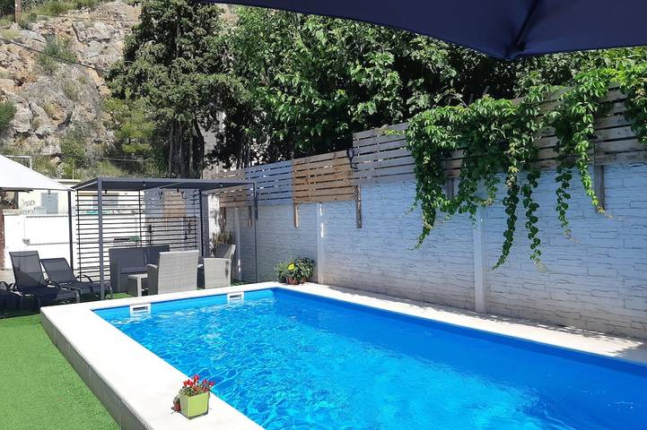 Holiday home for 9 people, with garden - 1