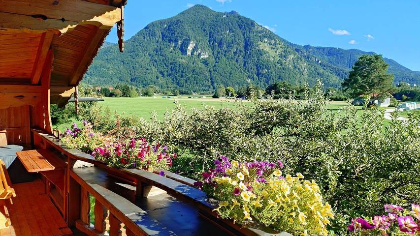 Ferienwohnung für 5 Personen, mit Garten in Grassau