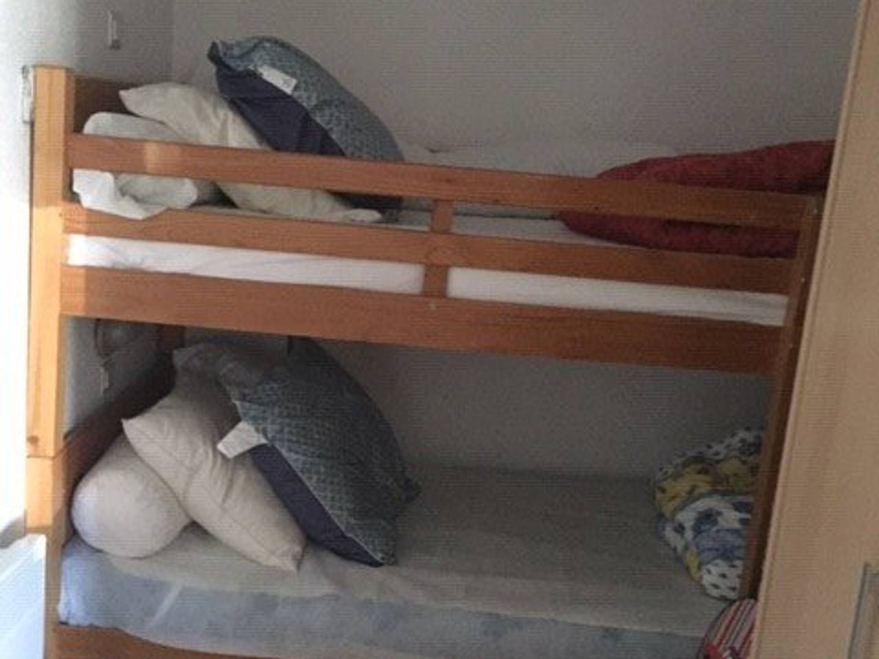 Entire studio, Cozy Studio for 4 in Arette - Ski-In/Ski-Out, Balcony with Slope Views, Free Parking in La Pierre Saint-Martin, Arette