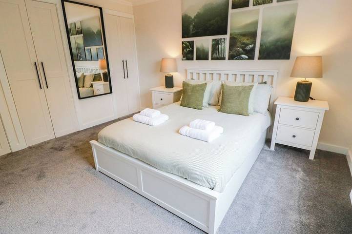 Camusfearna, pet friendly, country holiday cottage in Colvend in Kippford, Dumfries and Galloway