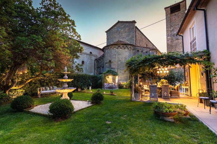 Location de vacances pour 6 personnes, avec jardin et terrasse à Montecarlo (Toscane) - 2