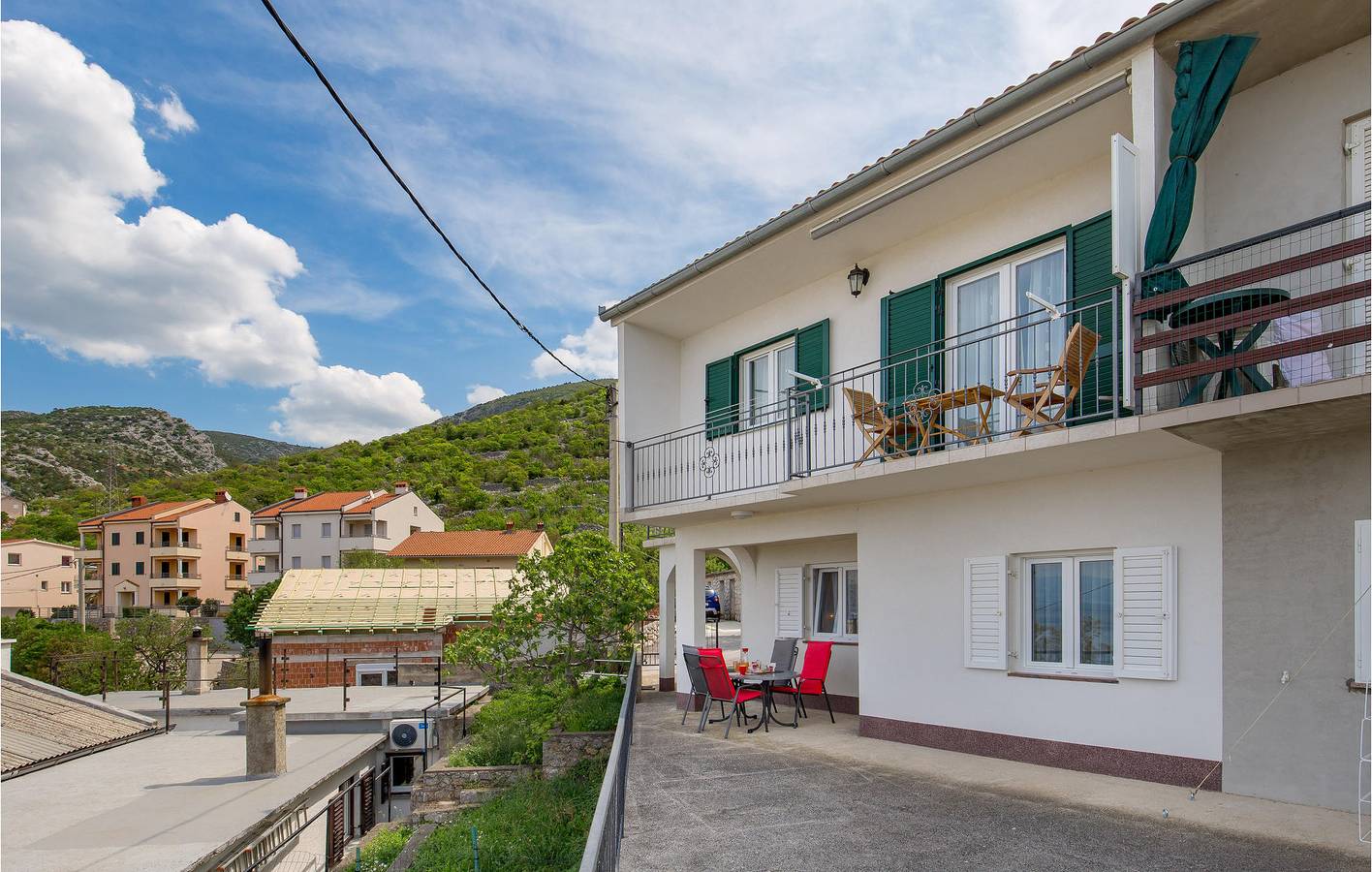 Cijeli apartman za odmor, Apartman za odmor za 4 osoba s terasa in Sveti Juraj, Velebit Nature Park