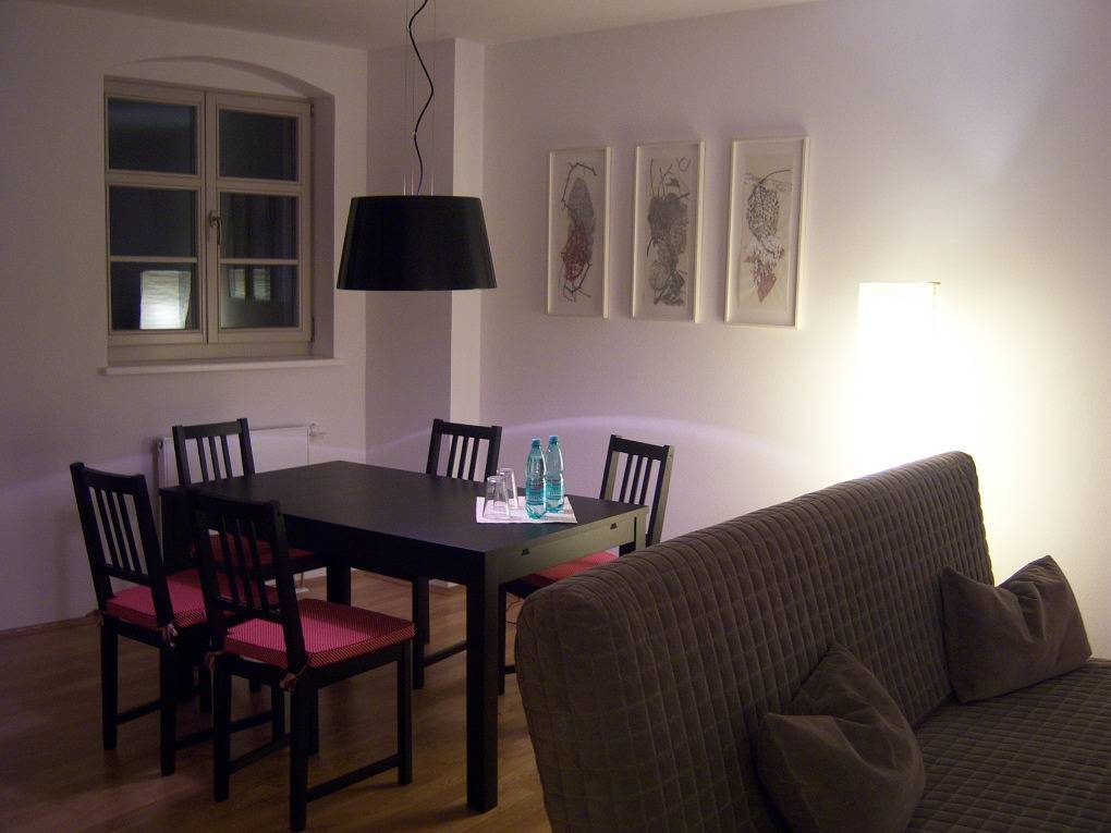 Ganze Ferienwohnung, Historisches Bürgerhaus Dresden - Kulturstiftung - Apartment  4. Og in Altstadt (Dresden), Dresden